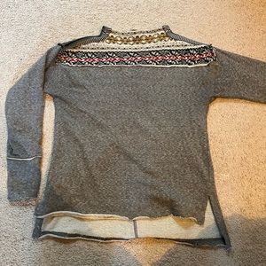 Embroidered mock neck sweatshirt